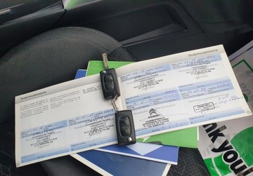 Peugeot 3008 I Crossover 1.6 VTI 120KM 2015 Peugeot 3008 Panorama Nawigacja GetHelp 1.6 Benzyna 120KM, zdjęcie 19