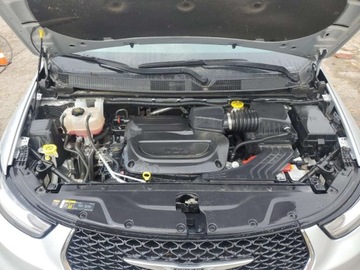 Chrysler Pacifica II 2023 Chrysler Pacifica Touring L 2023 3.6l 3.6 Benzyna 287KM, zdjęcie 6