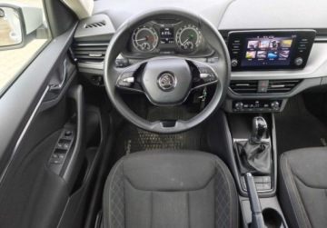 Skoda Kamiq Crossover 1.0 TSI 110KM 2023 Skoda Kamiq Ambition Pakiet Comfort, Tempomat, Kamera cofania, Asystenci,, zdjęcie 5