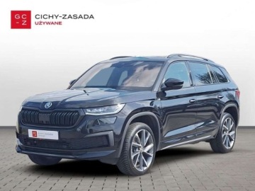 Skoda Kodiaq I SUV Facelifting 2.0 TDI SCR 200KM 2023 Skoda Kodiaq TDI 4x4 200KM Sportline 7 os. Canton Panorama Aktywny tem
