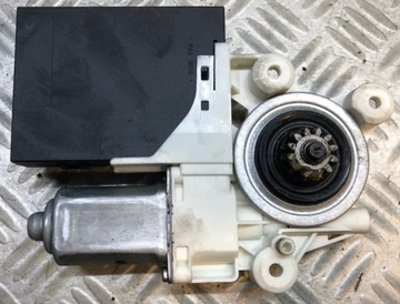 MODUL MOTOREK LEVÝ PŘEDNÍ OKNO VOLVO V50 2004-2007 30773901AA