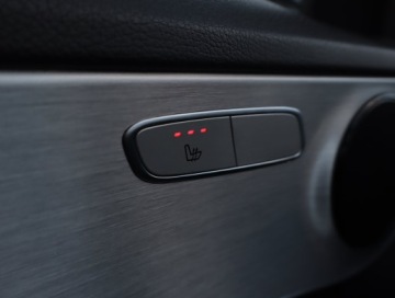 Mercedes Klasa C W205 2017 Mercedes C C 180 d, Skóra, Navi, Klima, zdjęcie 17