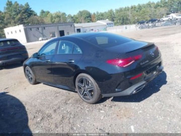 Mercedes CLA C118/X118 2022 Mercedes-Benz CLA 250 4Matic 2022 2.0l 2.0 Benzyna 221KM, zdjęcie 3