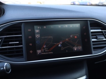 Peugeot 308 II Hatchback 5d 1.2 PureTech 130KM 2016 Peugeot 308 1.2 PureTech, Automat, Skóra, Navi, zdjęcie 11