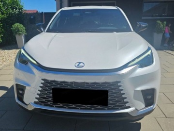 Lexus LBX 1.5 Hybrid 136KM 2025 Od ręki - Elegant 1.5 Hybrid 136KM | Podgrzewane fotele!, zdjęcie 1