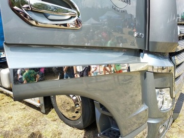 Listwy boczne ozdobne Mercedes Actros MP4 Inox