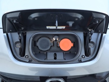 Nissan Leaf II Hatchback Elektryczny 40kWh 150KM 2022 Nissan Leaf 40 kWh, Salon Polska, Serwis ASO, zdjęcie 17