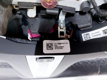 BMW 5 G31 G30 22R. VOLANT M-PAKET KŮŽE LOPATA OHŘÍVAČ 87461580