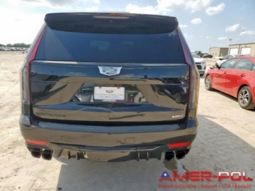 Cadillac Escalade III 2024 Cadillac Escalade _V-Series_4x4_6.2 L_682 km_2024r_7 osobowy 6.2 Benzyna, zdjęcie 5