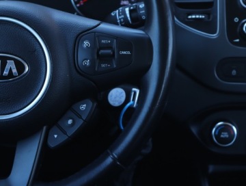 Kia Carens IV Minivan 1.6 GDI 135KM 2015 Kia Carens 1.6 GDI, Salon Polska, Serwis ASO, zdjęcie 20