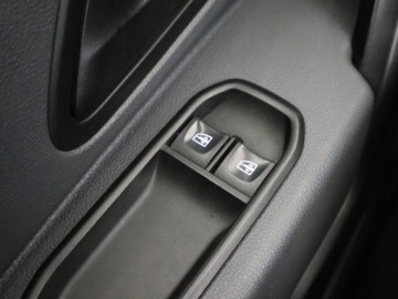 Dacia Duster II SUV 1.0 TCe 101KM 2019 Dacia Duster 1.0 TCe, Salon Polska, Klima, zdjęcie 16