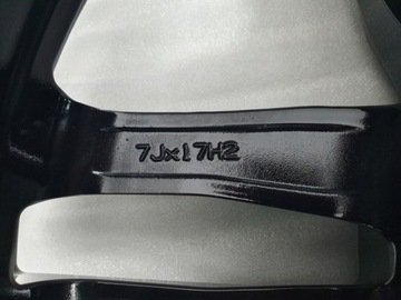 NOVÉ KOLA LETNÍ SKODA RAPID BARUM 215/40R17