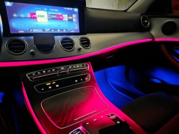 Mercedes Klasa E W214 Sedan Plug-In 2.0 300de 313KM 2023 Mercedes-Benz E 300e 4 Matic Hybryda Plug-in, zdjęcie 32