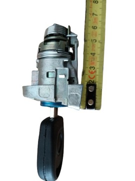 Новая левая дверная блокировка VW Transporter T5