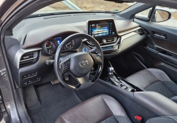Toyota C-HR I Crossover 1.8 Hybrid 122KM 2017 Toyota C-HR 1,8 Hybrid Prestige Skora Kamera Navi 1.8 Hybryda 122KM, zdjęcie 21
