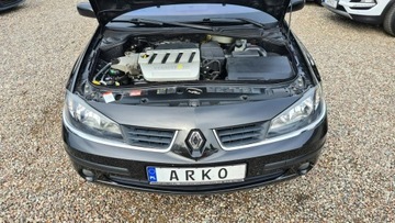 Renault Laguna II Hatchback 2.0 i 16V 135KM 2006 Renault Laguna Automat benzyna, zdjęcie 14