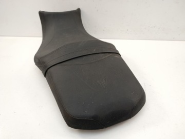 YAMAHA MT01 СИДЕНЬЕ ДИВАН СИДЕНЬЕ