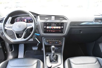 Volkswagen Tiguan II SUV Facelifting 2.0 TDI 200KM 2022 Volkswagen Tiguan 2.0 TDI 200KM 4x4 Elegance DSG MatrixACCSkoraKameraVAT23, zdjęcie 9