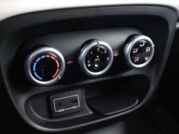 Fiat 500L Hatchback 5d Seria 2 1.4 T-Jet 16v 120KM 2016 Fiat 500L 1.4 T-Jet, Salon Polska, Serwis ASO, zdjęcie 17