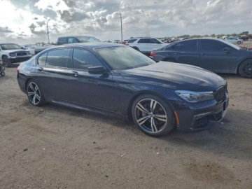 BMW Seria 7 G11-G12 2018 BMW Seria 7 740xi 2018 3.0l 3.0 Benzyna 320KM, zdjęcie 4