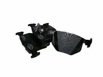 KLOCKI HAMULCOWE TYŁ 3,0D / 4,4 M62 V8 RR L322