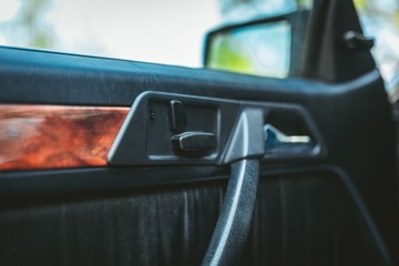 Mercedes W124 Coupe 3.0 24V 220KM 1990 MERCEDES-BENZ 300 CE W124 | 1990 | 132 000 km, zdjęcie 18