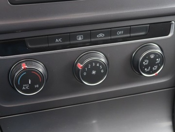 Volkswagen Golf VII Variant 1.2 TSI BlueMotion Technology 110KM 2017 VW Golf 1.2 TSI, Salon Polska, Klima, Parktronic, zdjęcie 11