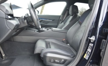 BMW Seria 5 G90-91 Sedan Plug-In 3.0 50e 489KM 2024 BMW Seria 5 550E M Sport Dealer BMW Bonkowscy Gorzow Wlkp. 3.0 489KM, zdjęcie 11