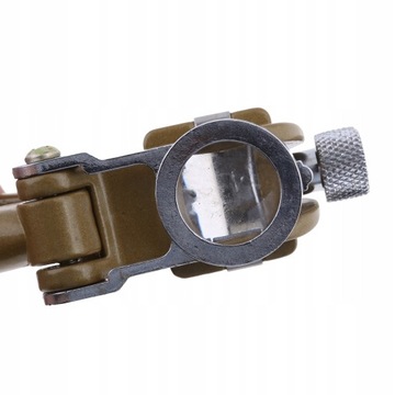 Регулируемый набор пил с увеличительным стеклом для столярных пил.