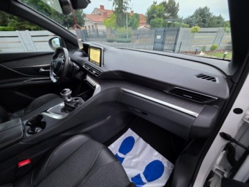 Peugeot 5008 II Crossover 1.2 PureTech 130KM 2017 Peugeot 5008 1.2 130Ps GT-LINE Full Led 7 Foteli Bialy Gwarancja 1.2, zdjęcie 20