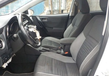 Toyota Auris II 2018 Toyota Auris Okazja 1.8 Hybryda 100KM, zdjęcie 22