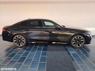 BMW Seria 5 G90-91 2026 BMW Seria 5 BMW Seria 5 540d xDrive mHEV M Sport 3.0 Hybryda 303KM, zdjęcie 1