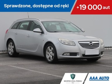 Opel Insignia I Sports Tourer 1.8 Twinport ECOTEC 140KM 2010 Opel Insignia 1.8, GAZ, Klima, Klimatronic