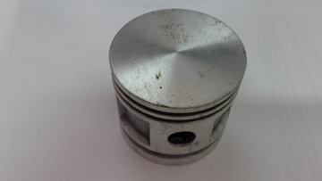 KAMAZ TŁOK SPRĘŻARKI STAREGO TYPU NOMINAŁ LUBLIN