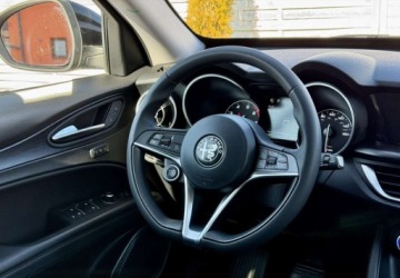 Alfa Romeo Stelvio SUV 2.0 Turbo 280KM 2018 Alfa Romeo Stelvio Alfa Romeo Stelvio 2.0 Turbo 16V AT8-Q4 Lusso 2.0 280KM, zdjęcie 6