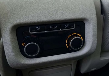 Volkswagen Sharan II Van 2.0 TDI CR BMT 177KM 2014 Volkswagen Sharan 2.0 TDI 177KM DSG 2x elektryczne drzwi panorama7 osobowy, zdjęcie 31