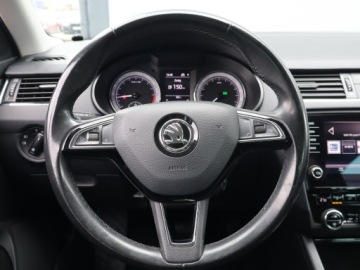 Skoda Octavia III Kombi Facelifting 2.0 TDI 150KM 2017 Skoda Octavia 2.0 TDI, Salon Polska, DSG, Klima, zdjęcie 15