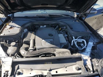 Mercedes GLC C253 2019 Mercedes-Benz GLC 300 4Matic 2019 2.0l 2.0 Benzyna 255KM, zdjęcie 6