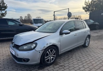 Volkswagen Golf VI Hatchback 5d 2.0 TDI-CR DPF 140KM 2008 Volkswagen Golf Highline 2.0 TDI 140KM DSG 2008r czarna skora navi po opla, zdjęcie 2