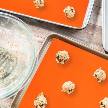 Stolnica kuchenna / mata silikonowa 40x30 cm