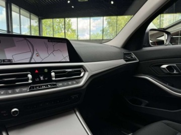 BMW Seria 3 G20-G21 Touring 2.0 318i 156KM 2022 BMW Seria 3 318i Kamera cofania Podgrzewane fotele ACC CarPlay Android, zdjęcie 26
