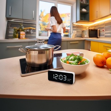 Часы с функцией будильника и термометра, GreenBlue, белый корпус, GB397