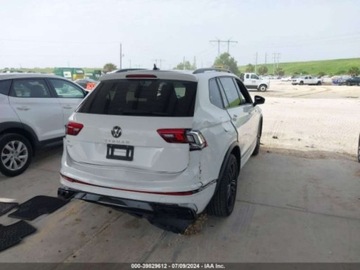 Volkswagen Tiguan II 2022 Volkswagen Tiguan 2022r, 2.0T, 4x4, R-Line 2.0 Benzyna 185KM, zdjęcie 6
