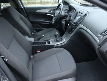 Opel Insignia I Hatchback Facelifting 2.0 CDTI ECOTEC 130KM 2014 Opel Insignia 2.0 CDTI, Salon Polska, Serwis ASO, zdjęcie 8