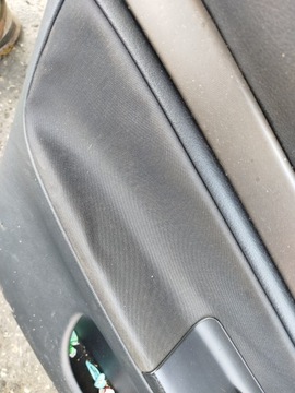 ОБИВКА ДВЕРИ ЛЕВАЯ ПРАВАЯ ДИНАМИКА AUDI A4 B5