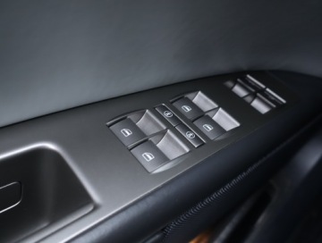 Volkswagen Phaeton 4.2 i V8 40V 335KM 2012 VW Phaeton 4.2 V8 , 4X4, Automat, VAT 23%, Skóra, zdjęcie 14