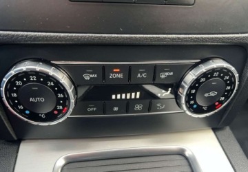 Mercedes GLK Off-roader Facelifting 220 CDI BlueTEC 170KM 2013 Mercedes-Benz GLK Mercedes-Benz GLK 220 CDI BlueEff 4-Matic 2.1 Diesel, zdjęcie 36