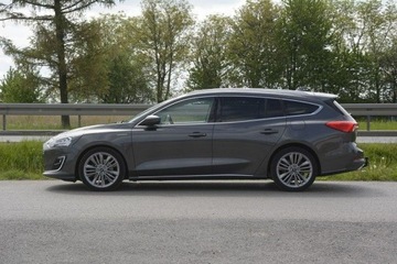 Ford Focus IV Kombi 1.5 EcoBlue 120KM 2019 Ford Focus 1.5EcoBlue doinwestowany Vignale skóra, zdjęcie 2