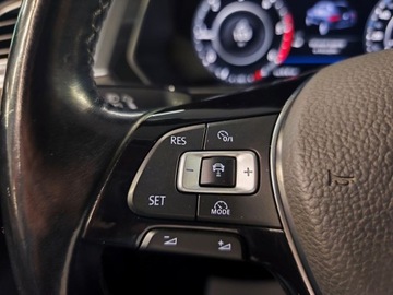 Volkswagen Tiguan II SUV 2.0 TDI 150KM 2018 Volkswagen Tiguan II 2.0 VW Nawi, Kamera, ACC, Asystent pasa, zdjęcie 14