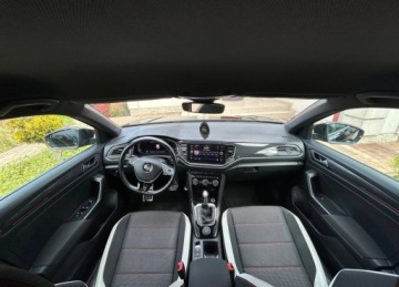 Volkswagen T-Roc I SUV 2.0 TDI 150KM 2018 Volkswagen T-Roc 2.0 TDI SCR 4MOTION DSG Sport, zdjęcie 1